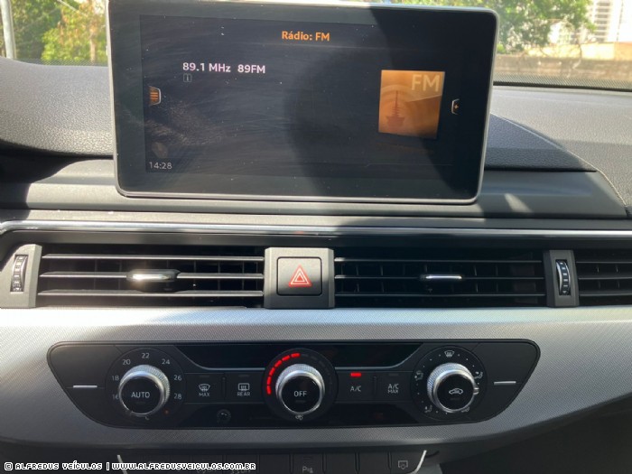 Audi A4 AMBIENTE 2.0 TSI 2018/2018